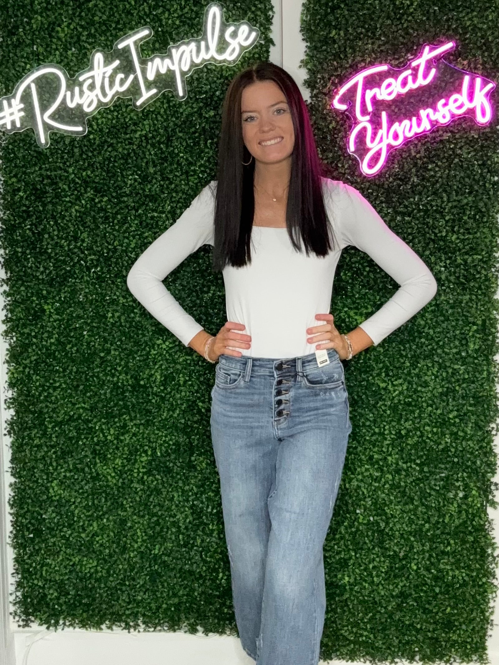 Judy Blue Button Fly Crop