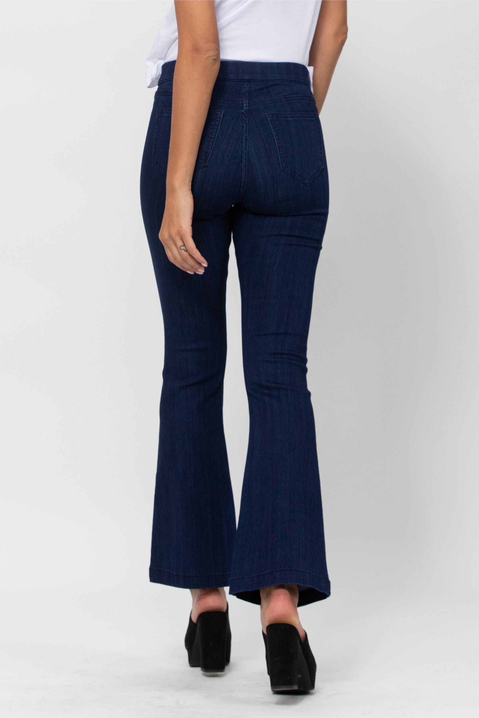 Cello 30" Dark MidRise Flare